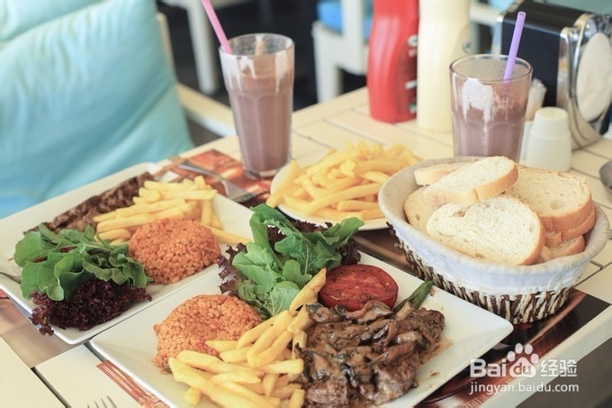 伊斯坦布尔 到 伊兹密尔 只需要一个小时