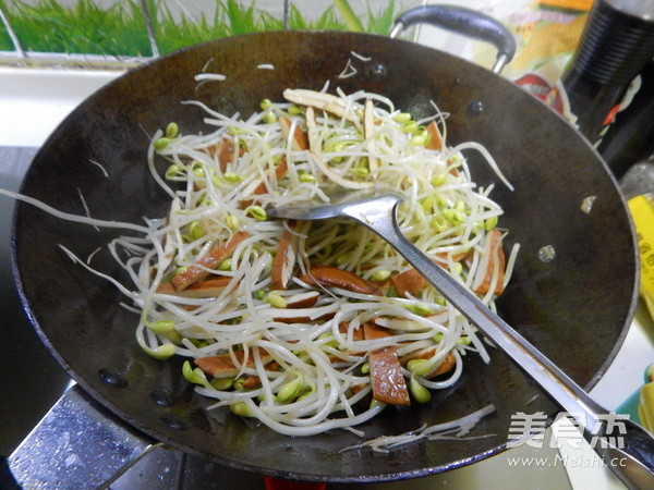 豆芽炒香干的做法