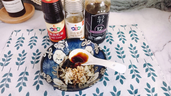 蒜蓉粉丝蒸扇贝