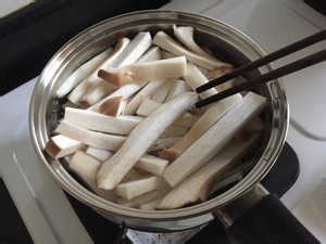蒜香杏鲍菇制作过程
