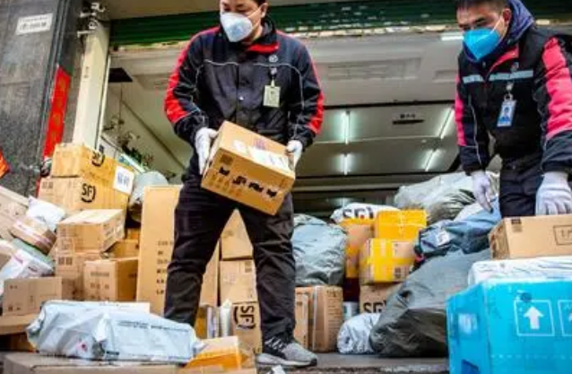 在淘宝上同时退多个商品同一卖家怎么退，能用一个快递吗，到时候退货物流是都填一个快递单号吗，如果卖家