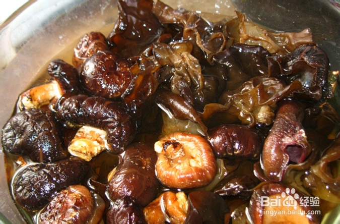 外酥里软的煎豆腐圆子