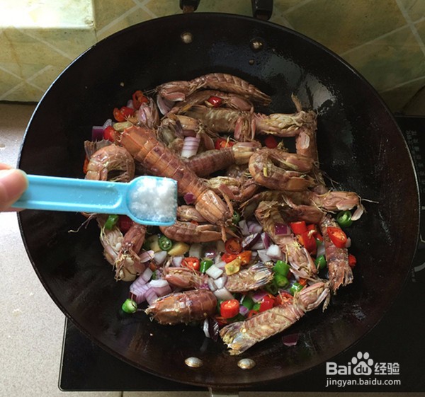 如何做出好吃的香辣美味皮皮虾