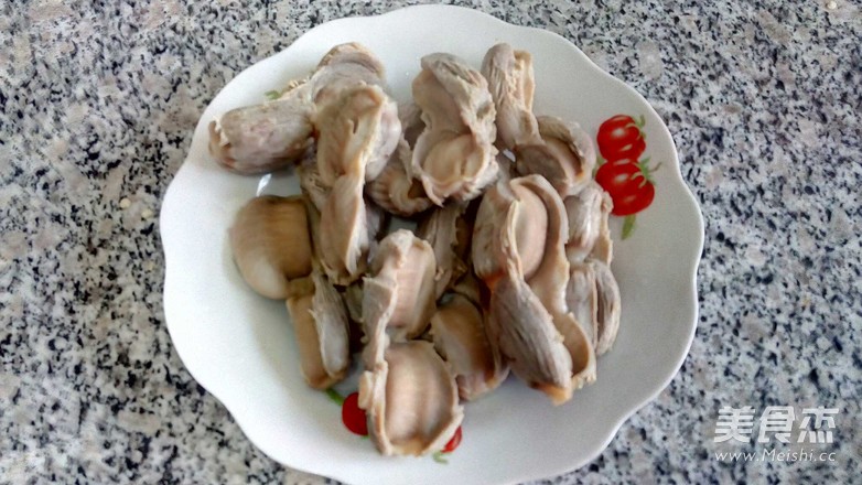 尖椒炒鸡珍的做法