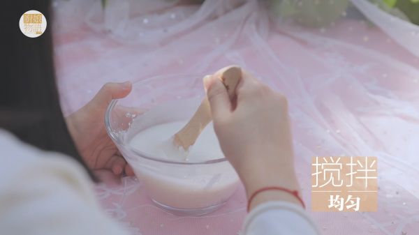 草莓的3+1种有爱吃法「厨娘物语」