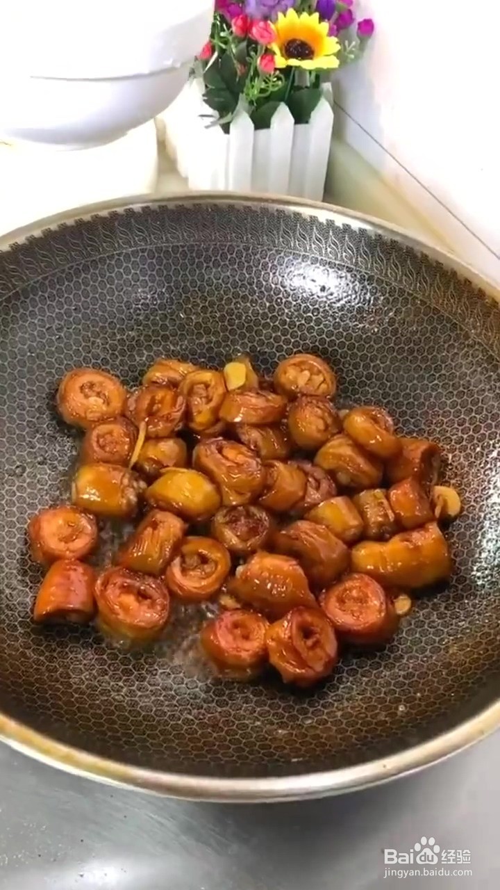 如何制作酱肥肠
