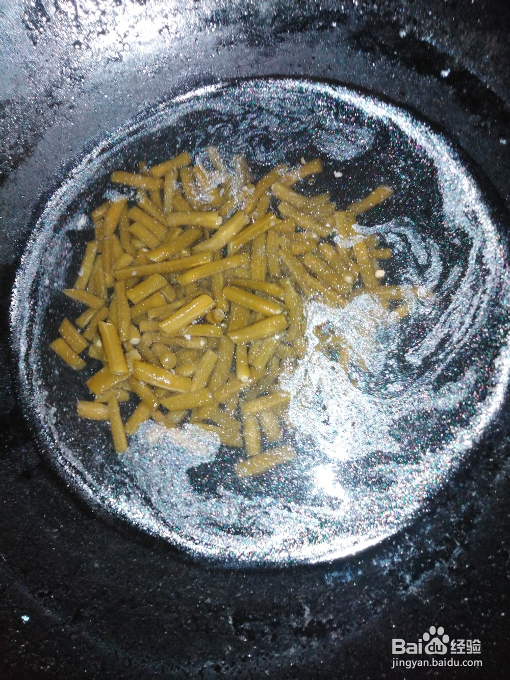 猪大肠如何炒酸豆角?