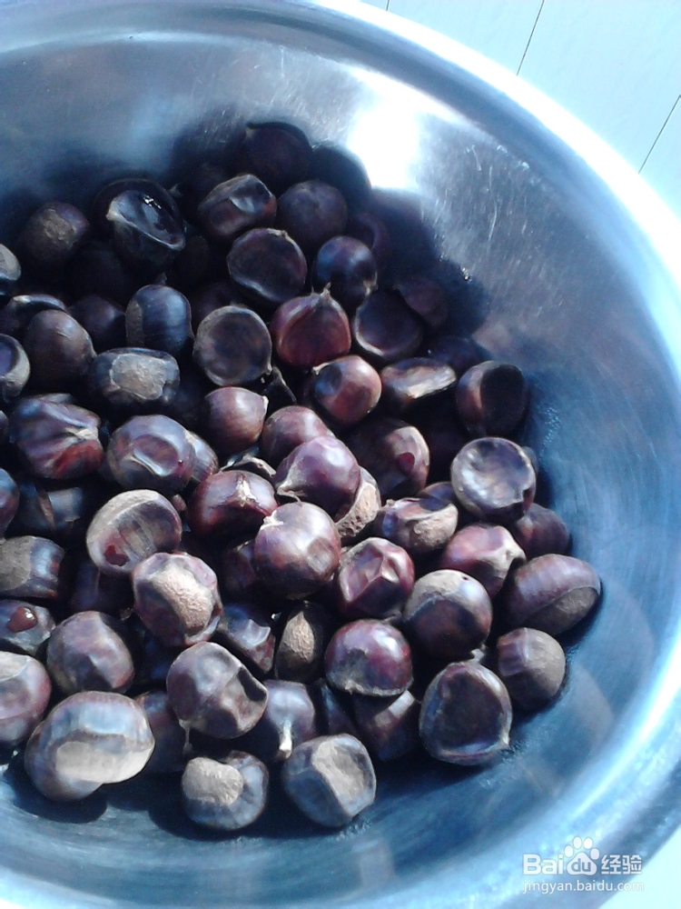 煮熟后的栗子如何去皮