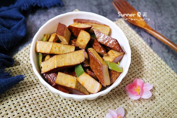 青椒番茄炒蛋干