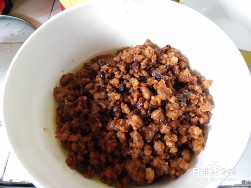 豌豆杂酱铺盖面