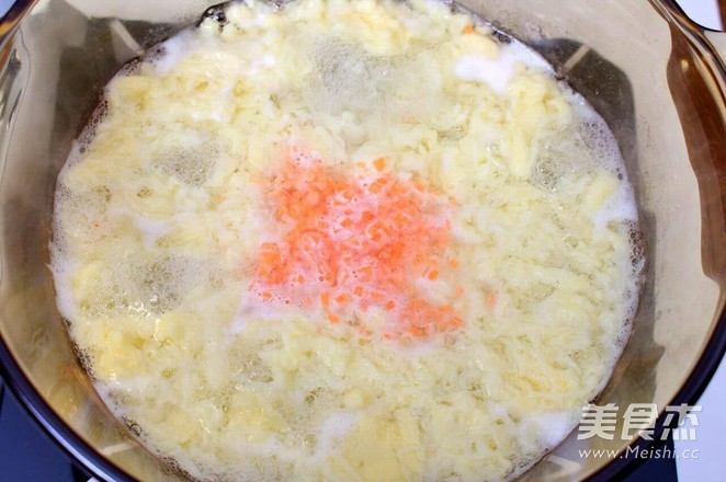 鸡蛋面线芙蓉汤 宝宝健康食谱