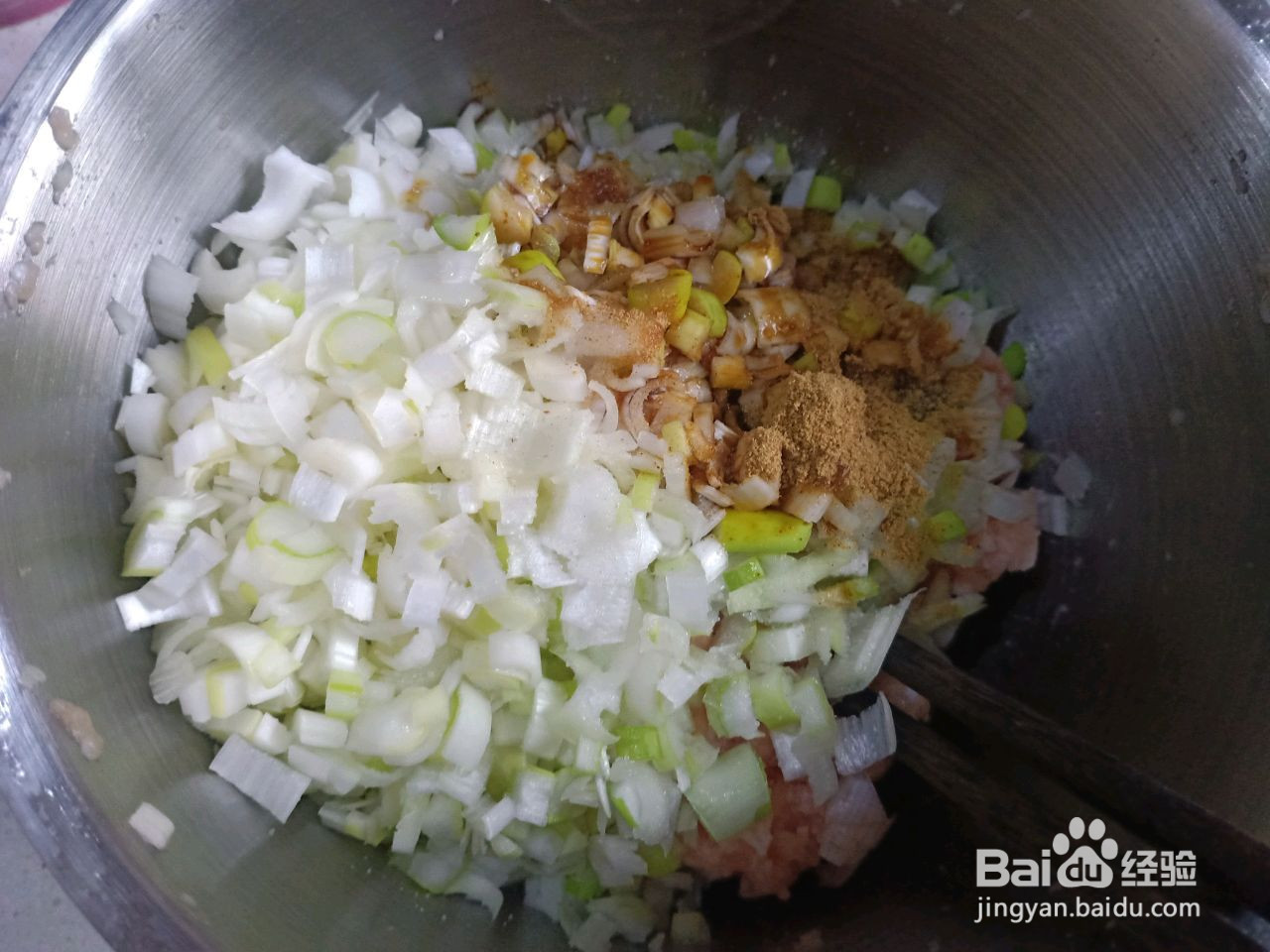 鲜香四溢的炸藕盒的做法