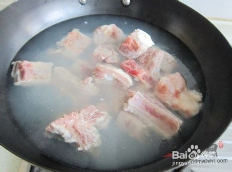 食材七道处理方法：[6]焯水