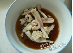 酸辣鱿鱼的做法