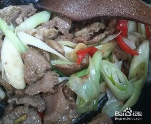 大葱炒羊肉片的家常做法