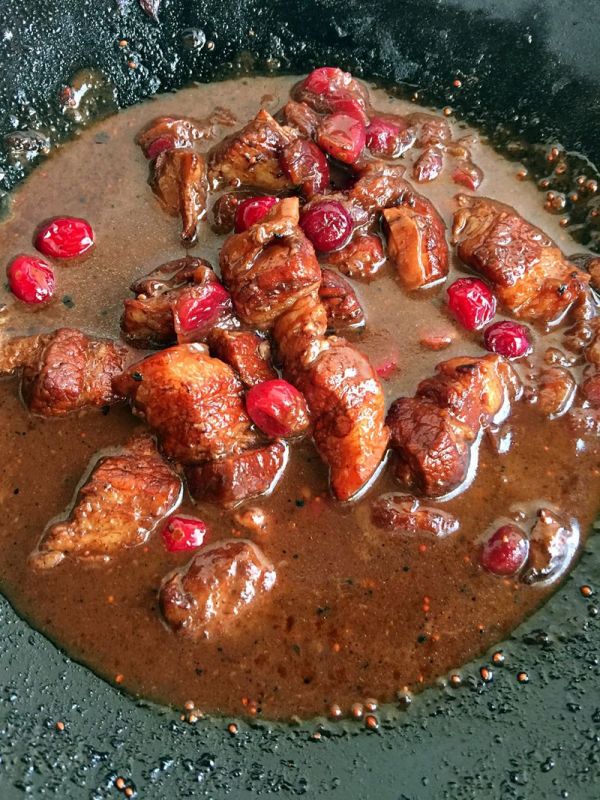 鲜莓秘制红烧肉