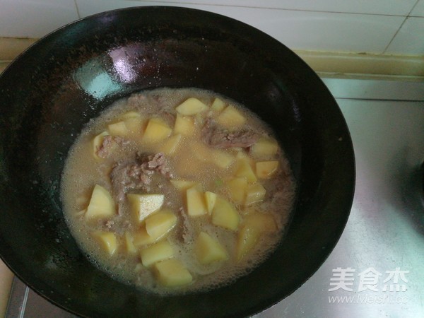 土豆牛肉的做法