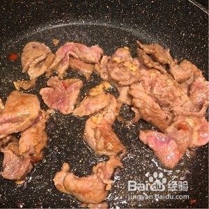 家常香芹炒牛肉