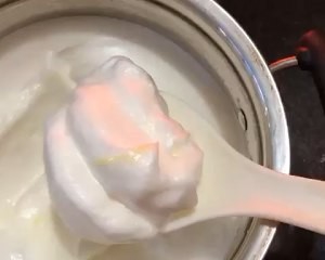 松软的电饭煲蛋糕的做法