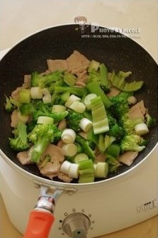 排毒防癌沪式甜酱西兰花的做法