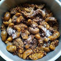 油炸金蝉的做法