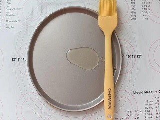 彩椒培根披萨怎么做？