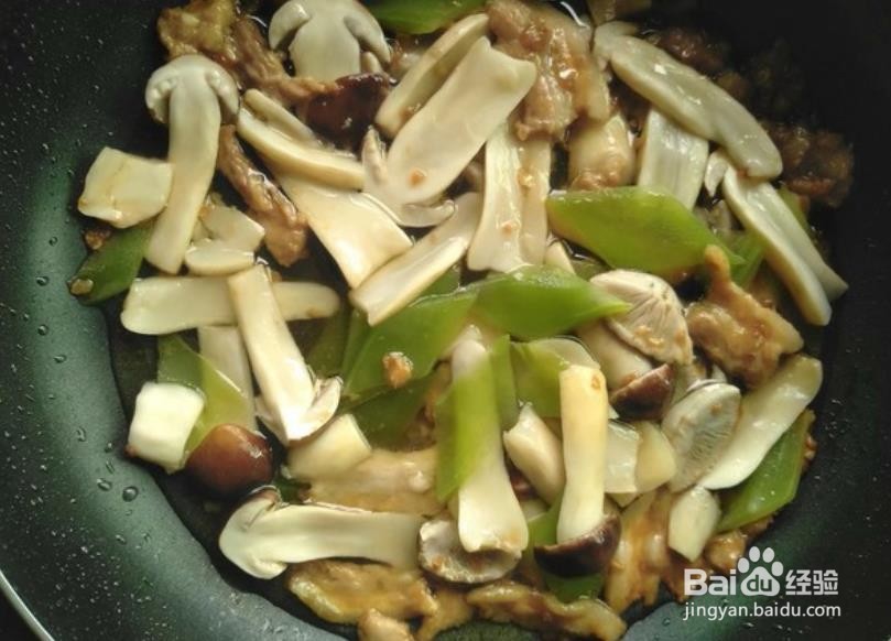如何制作盖头蘑菇炒肉片