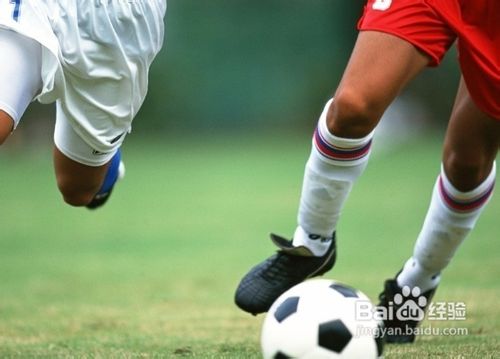 脚内侧运球动作要领和锻炼方法