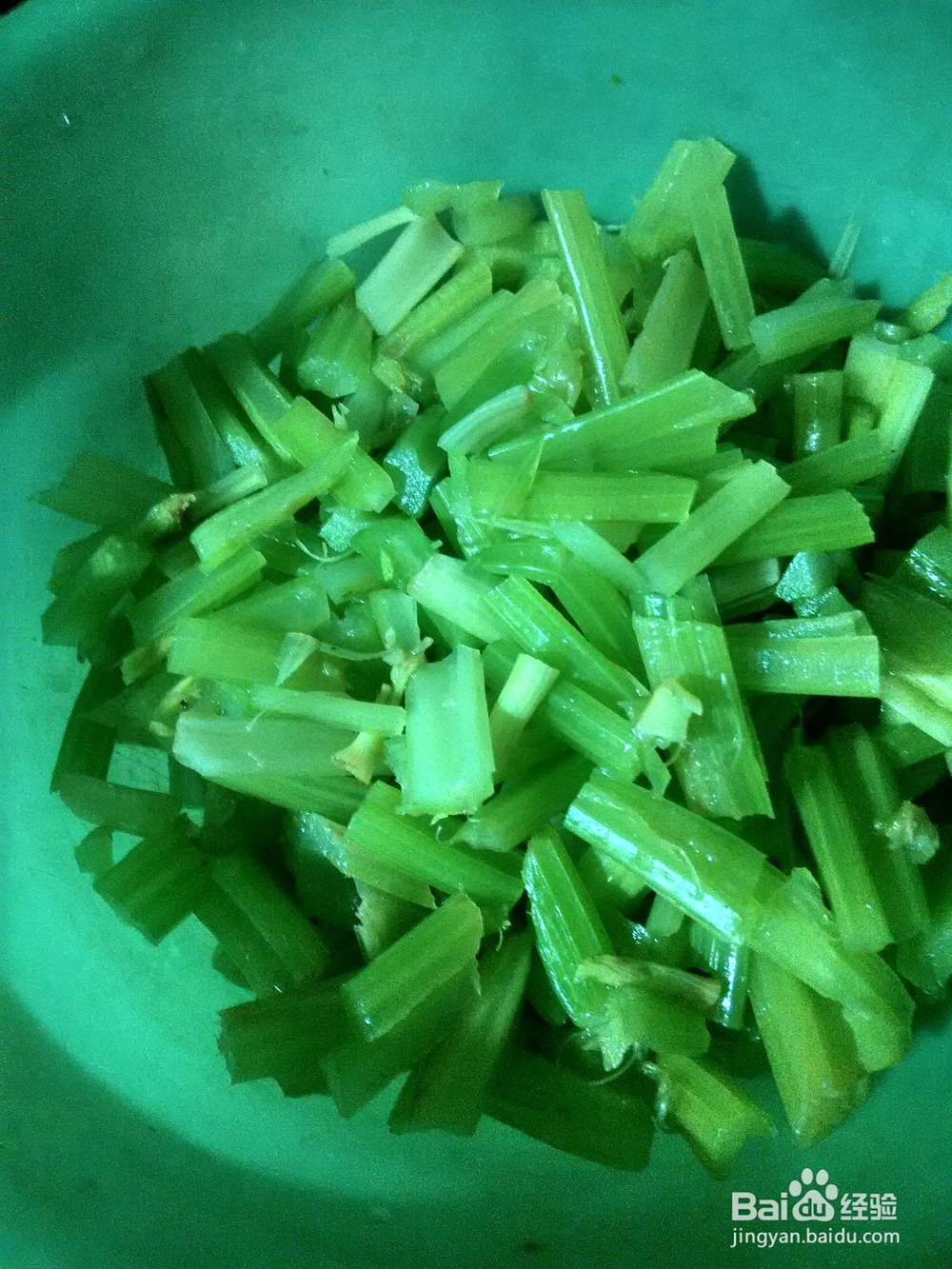 简单之芹菜拌花生