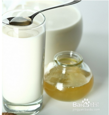 补水小技巧，还你水嫩肌肤