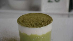 如何制作豌豆浓汤奶盖的教程