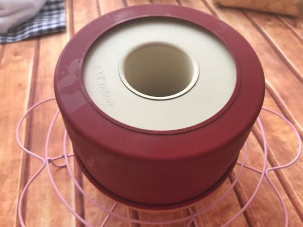 酸奶淋面戚风蛋糕