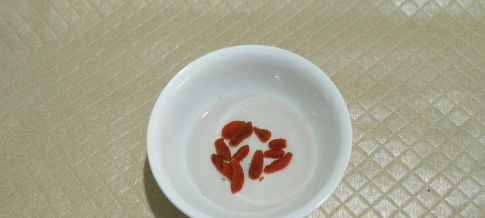 营养的翡翠银耳羹