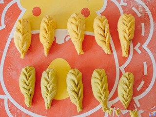 鲜虾水煎饺怎么做？