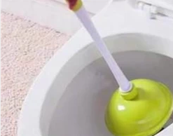 吸马桶的工具怎么用