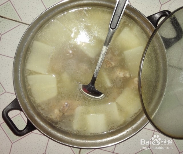 怎么煲龙骨萝卜汤