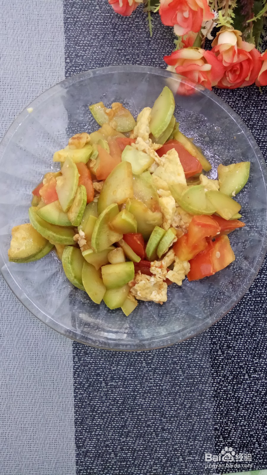 怎样做美味的西葫芦炒鸡蛋？
