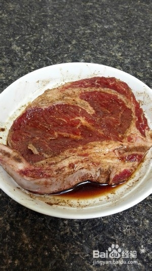 怎么做烤牛排 ?