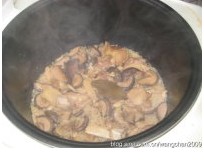 香菇排骨糯米饭
