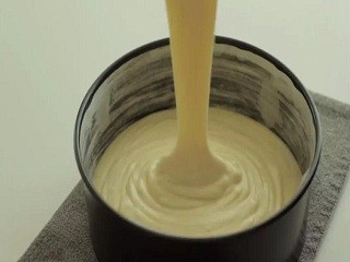 草莓雪崩蛋糕怎么做？