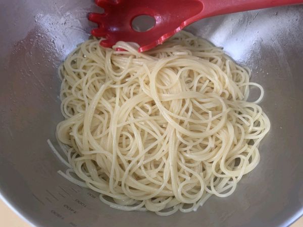 火腿口蘑炒意面