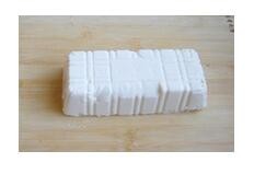 简单易学的香菜皮蛋豆腐的家常做法