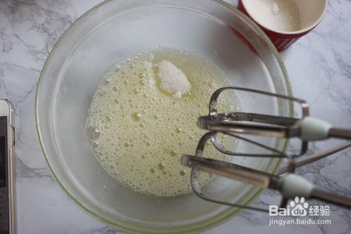 如何用电饭煲做蛋糕