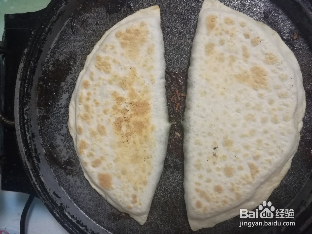 香气浓郁的韭菜盒子