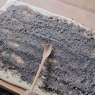 制作美味面食黑芝麻红糖卷