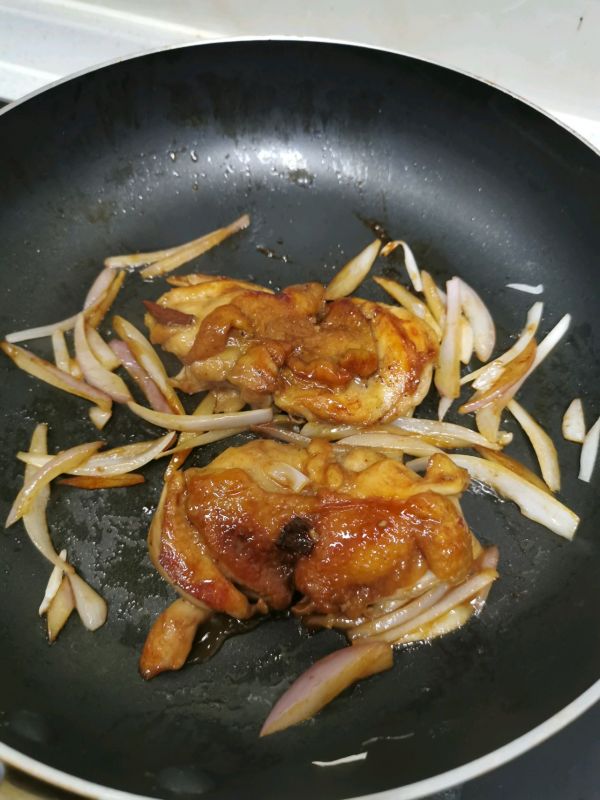 绝味照烧鸡腿饭