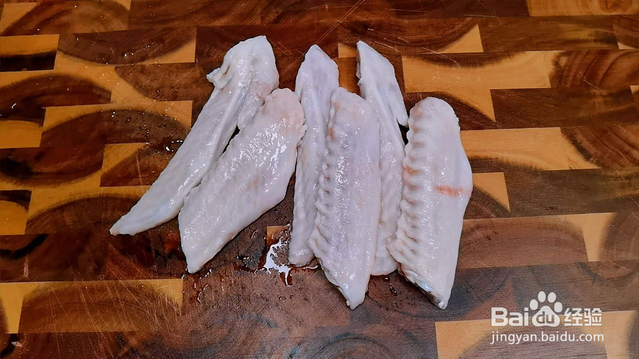 宵夜必选酱卤鸭翅的做法