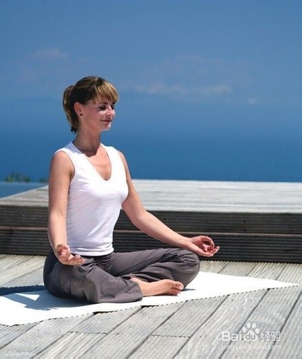 改善腿部线条（上）-治疗不同疾病的瑜伽体式