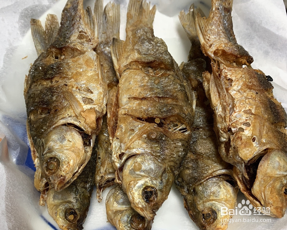 怎么做应该是相当补钙??鱼骨头鱼刺一起