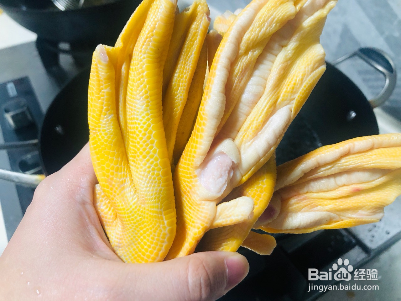 香酥网红炸鸭脚的做法